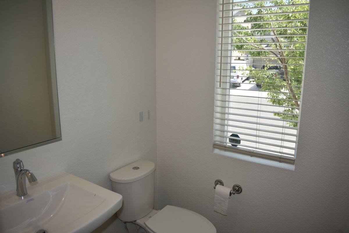 House for rent at 1655 Lion St, Rocklin, CA 95765