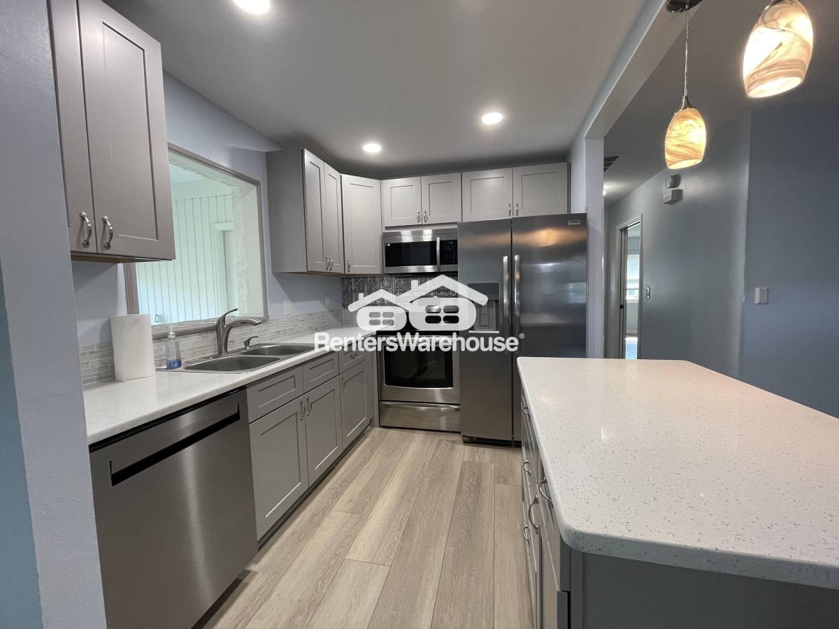 Condo for rent at 110 Gloucester Blvd #110, Sun City Center, FL 33573