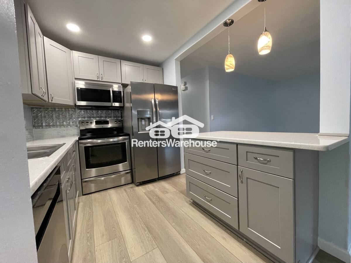 Condo for rent at 110 Gloucester Blvd #110, Sun City Center, FL 33573