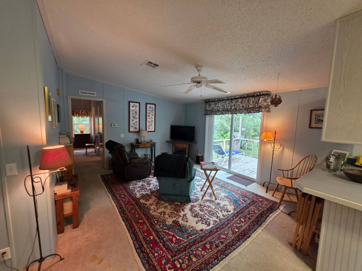 House for rent at 858 E Winnetka St, Hernando, FL 34442