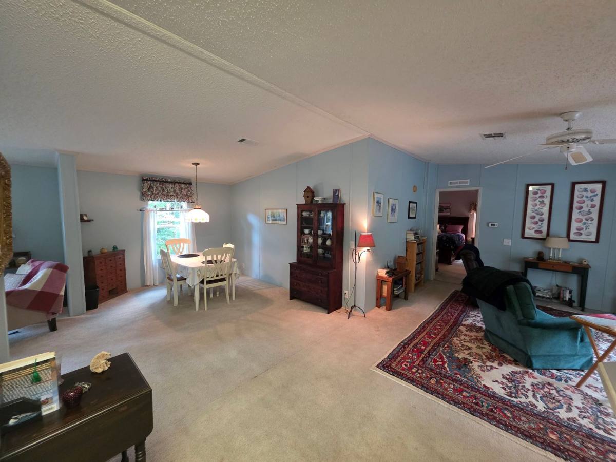 House for rent at 858 E Winnetka St, Hernando, FL 34442