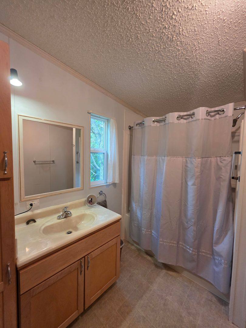 House for rent at 858 E Winnetka St, Hernando, FL 34442