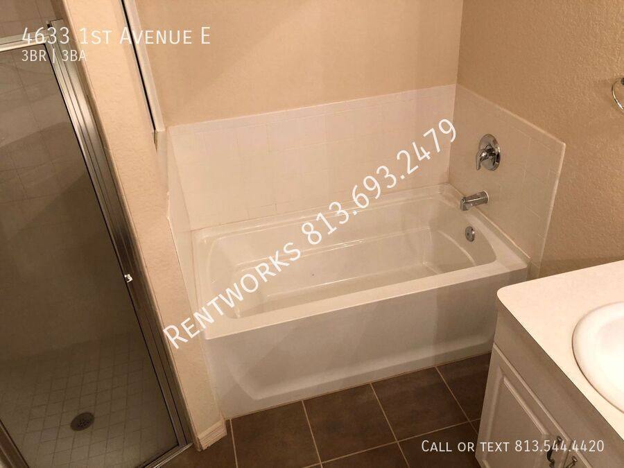 House for rent at 4633 1st Ave E, Palmetto, FL 34221