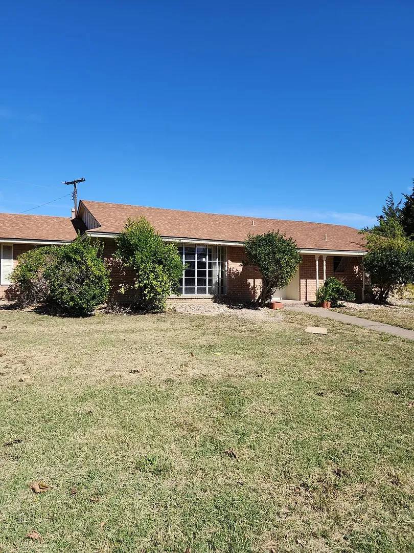 House for rent at 621 Tarryall Dr, Dallas, TX 75224