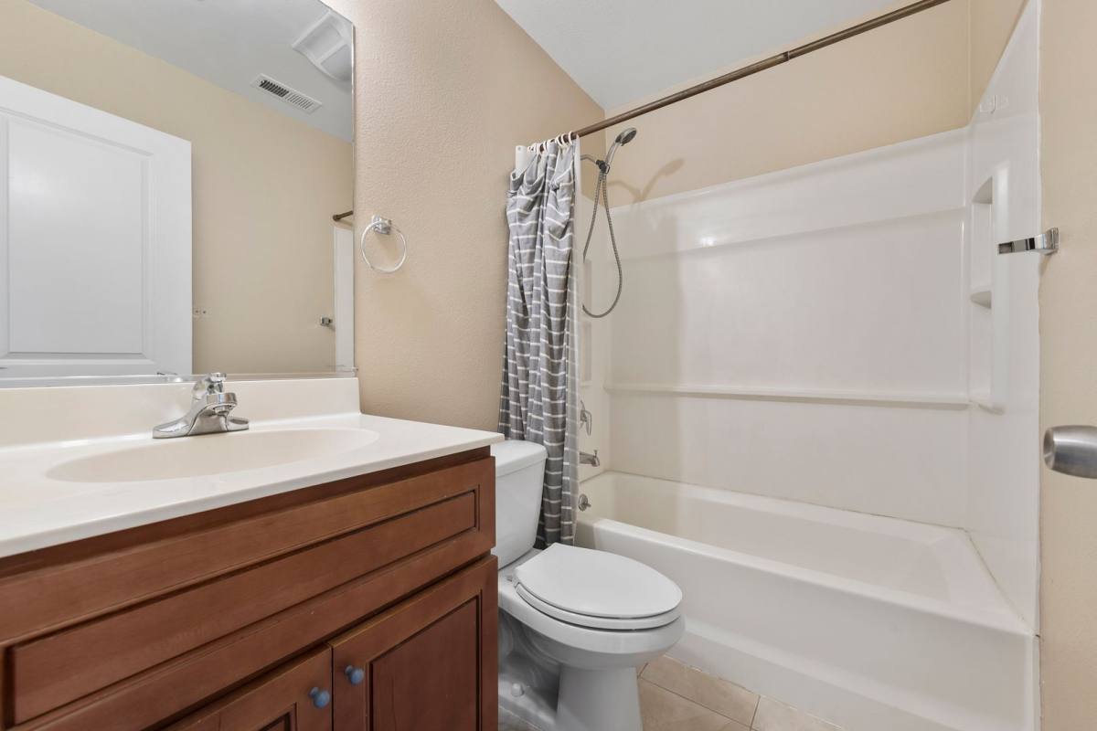Townhouse for rent at 562 Lambert Terrace, Fremont, CA 94536