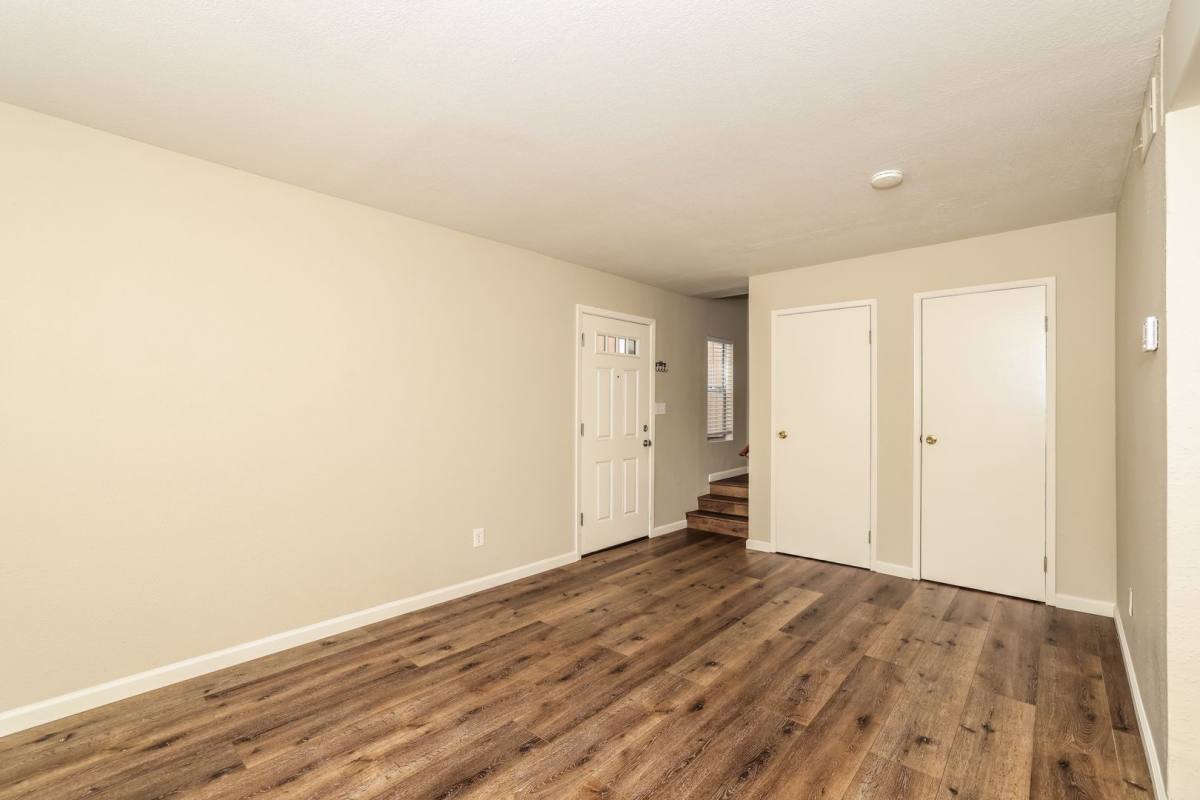 House for rent at 5851 Vallejo St, Emeryville, CA 94608