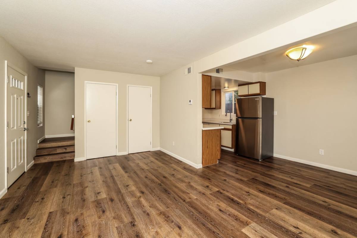 House for rent at 5851 Vallejo St, Emeryville, CA 94608