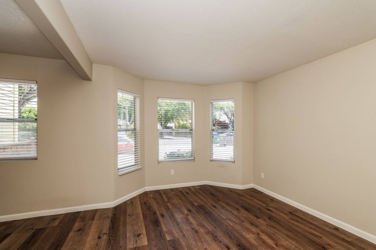 House for rent at 5851 Vallejo St, Emeryville, CA 94608