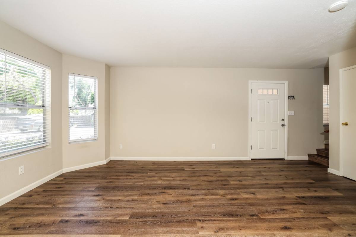 House for rent at 5851 Vallejo St, Emeryville, CA 94608