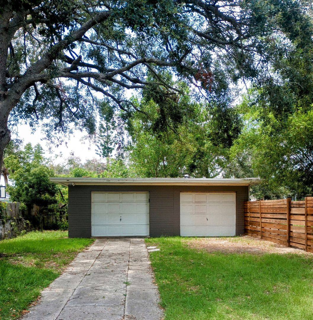 House for rent at 450 McIntosh Rd, Ormond Beach, FL 32174