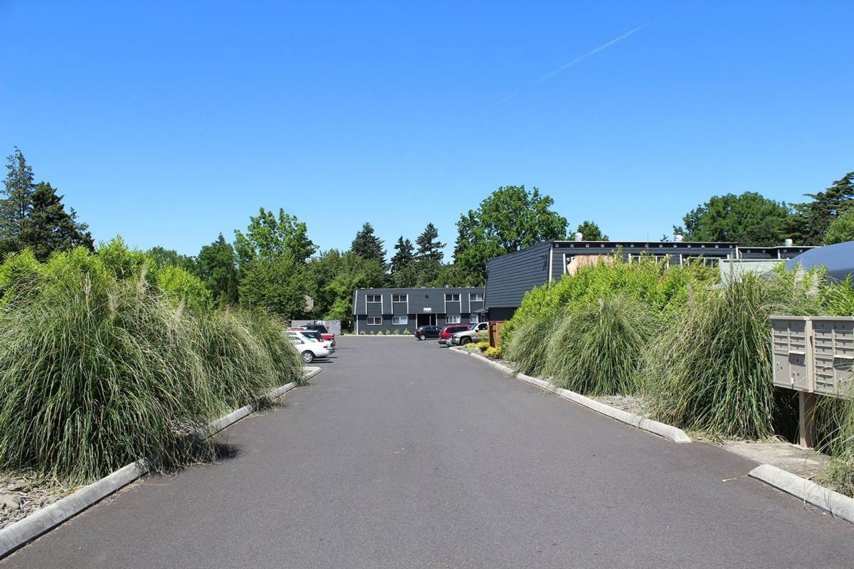 Apartment for rent at 4605 - 4609 NE Killingsworth St, Portland, OR 97218