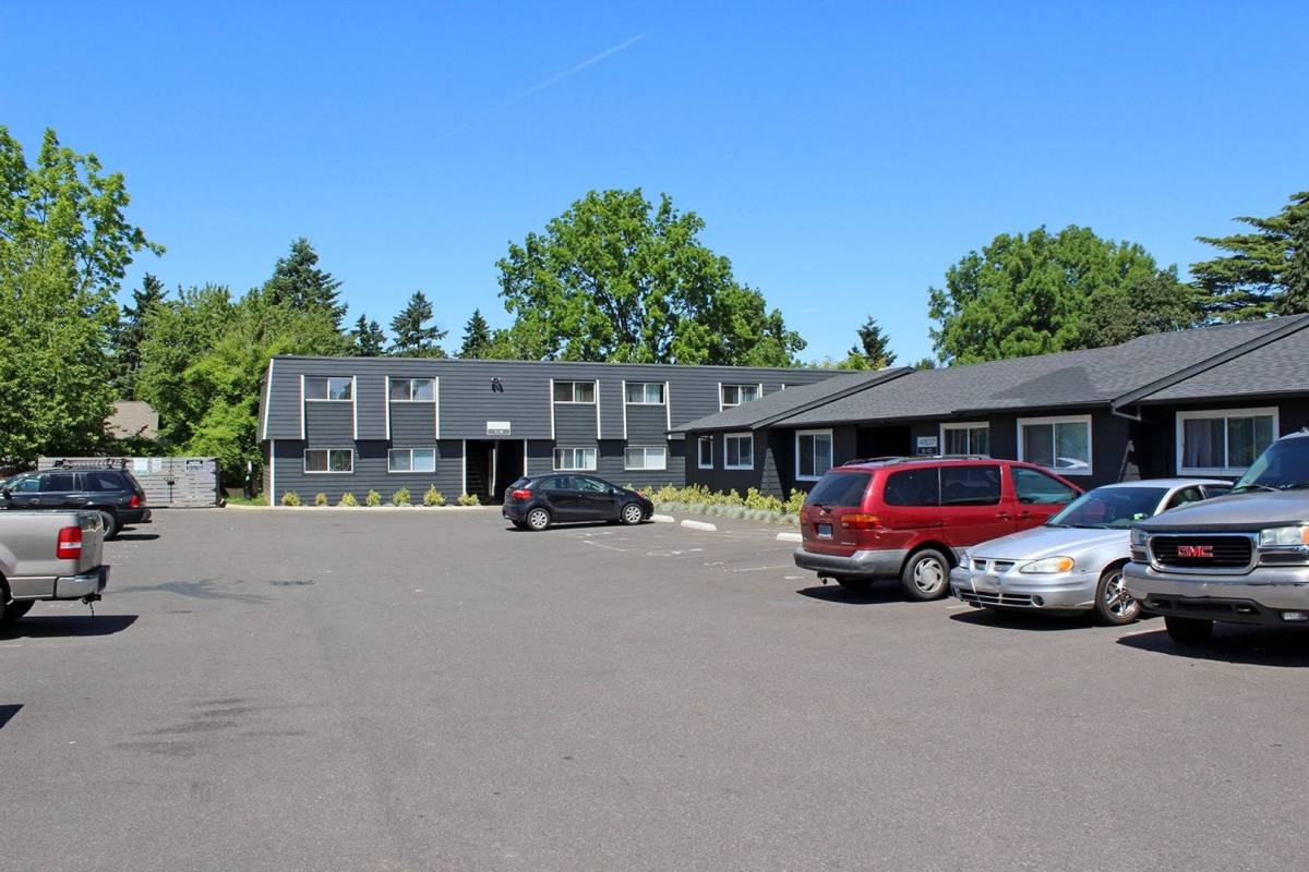 Apartment for rent at 4605 - 4609 NE Killingsworth St, Portland, OR 97218