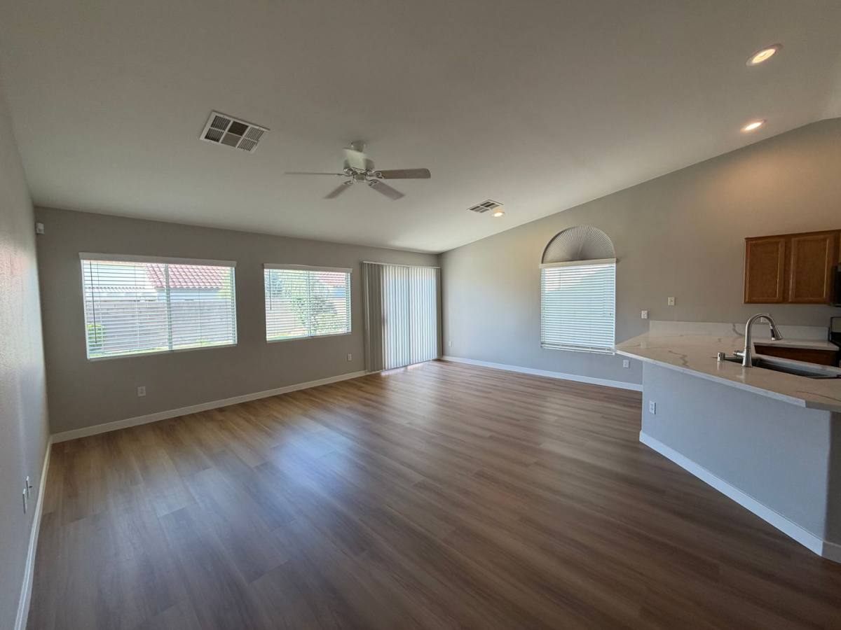House for rent at 2139 Meadow Green Ave, North Las Vegas, NV 89031