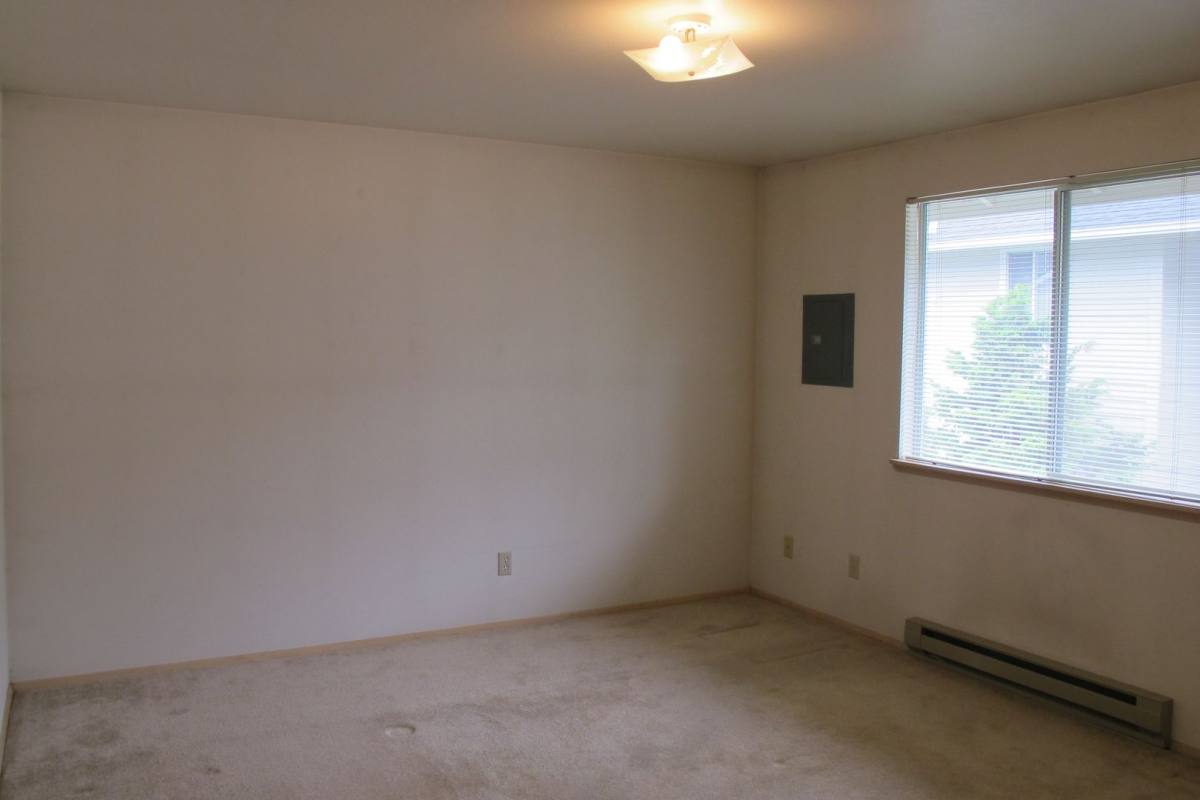 Apartment for rent at 950 Ireland, Oak Harbor, WA 98277