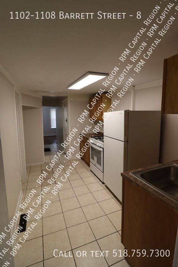 Apartment for rent at 1102-1108 Barrett St #8, Schenectady, NY 12305