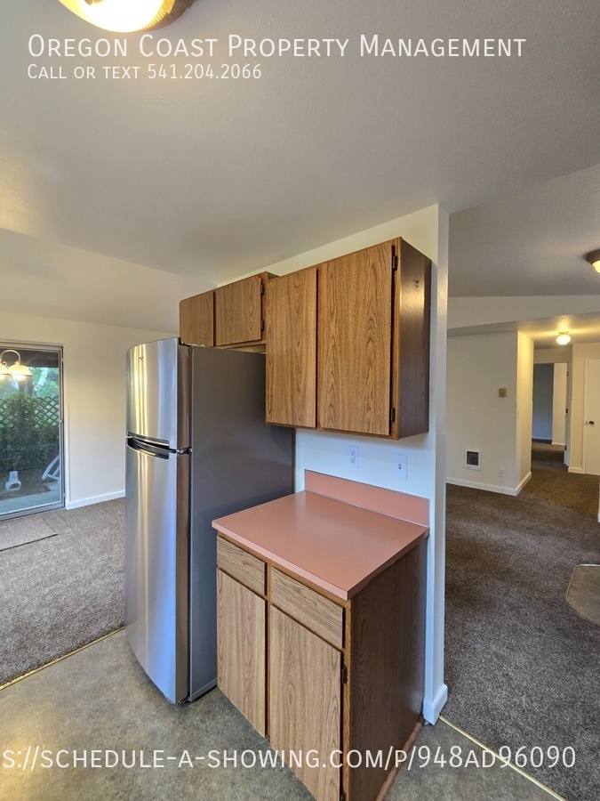 House for rent at 765 SE Bird Ave, Waldport, OR 97394