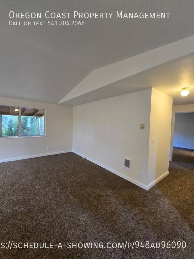 House for rent at 765 SE Bird Ave, Waldport, OR 97394