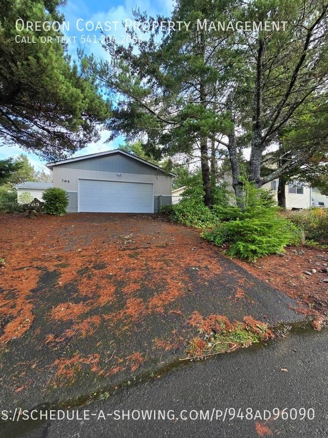 House for rent at 765 SE Bird Ave, Waldport, OR 97394