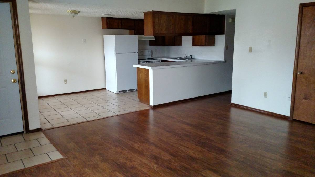 Apartment for rent at 1012-1014 N 5th, Noble, OK 73068