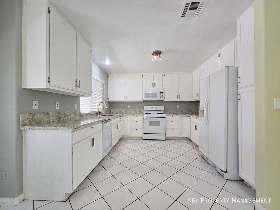 House for rent at 4613 Fireside Lane, Las Vegas, NV 89110