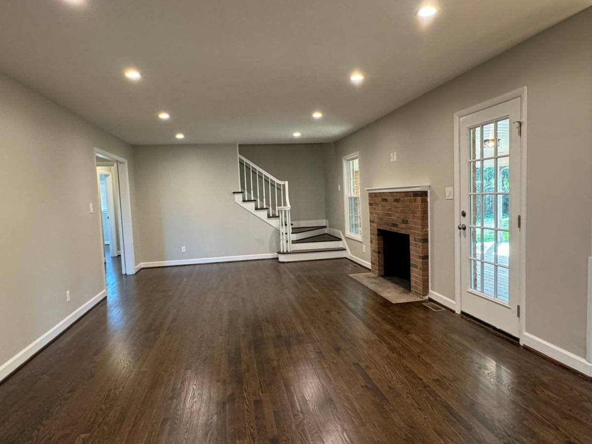 House for rent at 1002 S Main St, Mount Holly, NC 28120