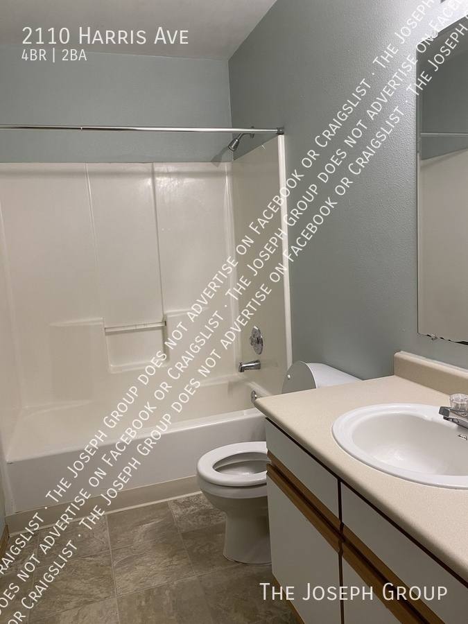 House for rent at 2110 Harris Ave, Bellingham, WA 98225