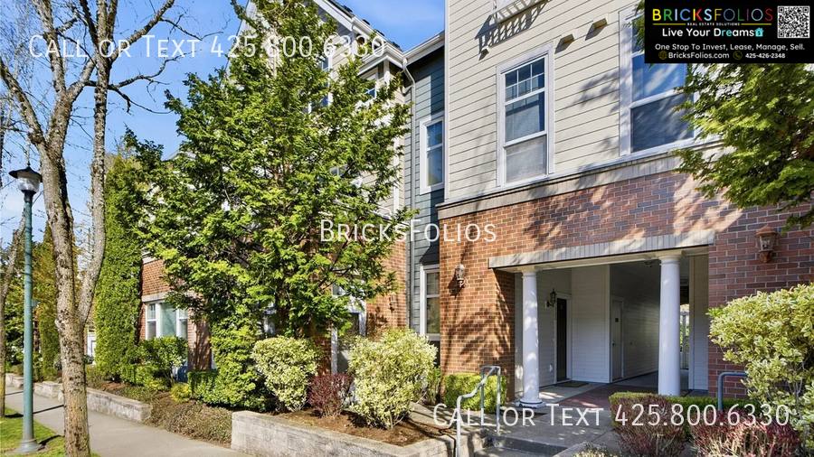 Townhouse for rent at 1439 Huckleberry Circle #A, Issaquah, WA 98029