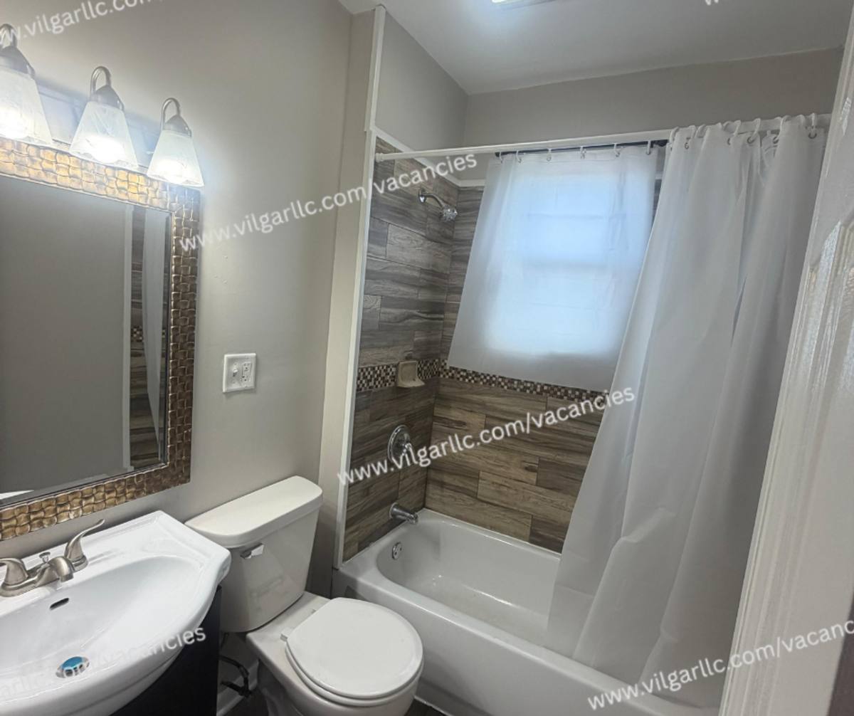 Apartment for rent at 3917 Pulaski St, East Chicago, IN 46312