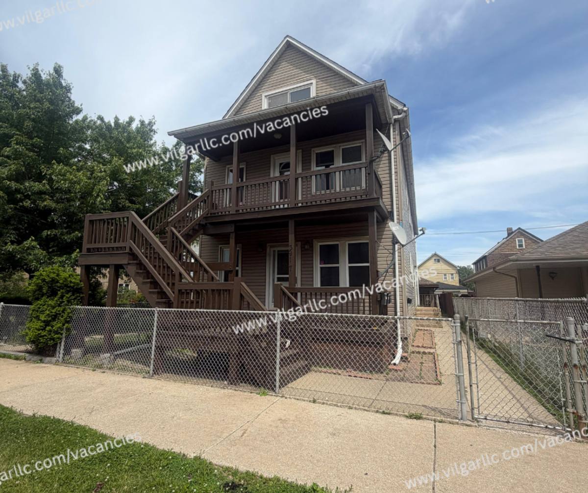 Apartment for rent at 3917 Pulaski St, East Chicago, IN 46312