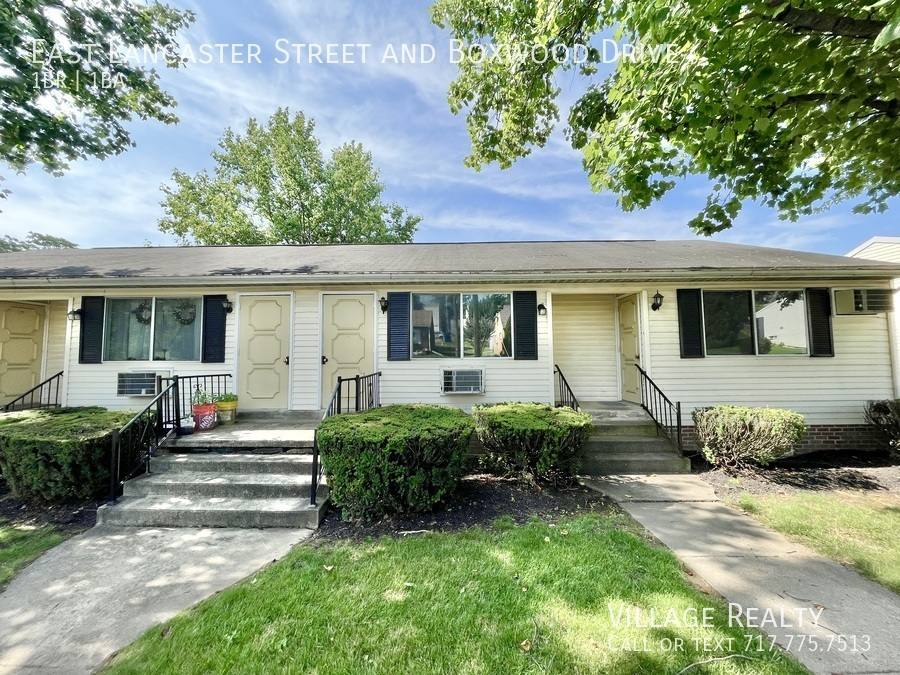 Apartment for rent at 312 E Lancaster St #D, Red Lion, PA 17356