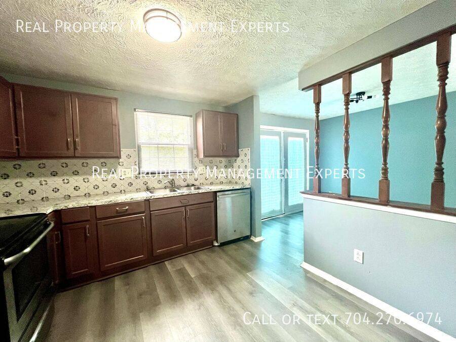 House for rent at 5120 Speyside Court, Charlotte, NC 28215