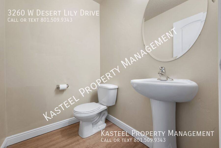 Townhouse for rent at 3260 W Desert Lily Dr, Lehi, UT 84043