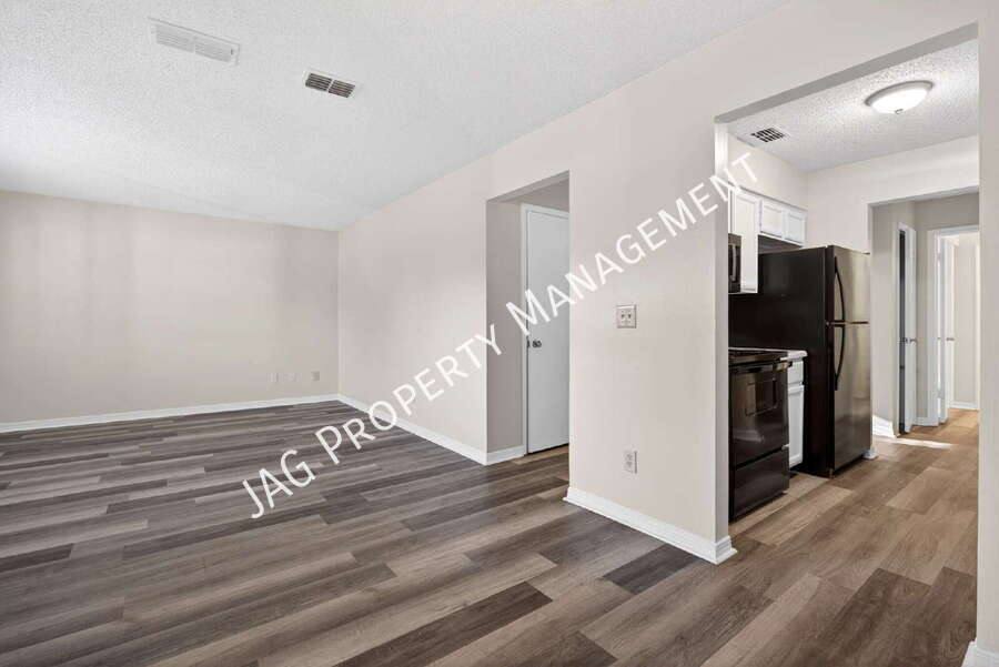Apartment for rent at 482 Bentwood Lane C, Orange Park, FL 32073