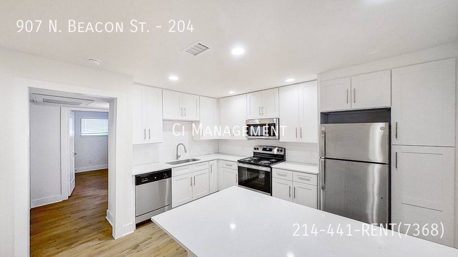 Apartment for rent at 907 N Beacon St #204, Dallas, TX 75214