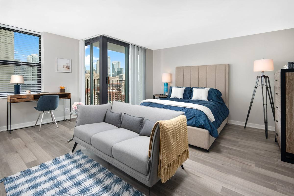 Apartment for rent at 77 W Huron St, Chicago, IL 60654