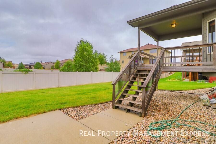 House for rent at 7905 S Grass Creek Dr, Sioux Falls, SD 57108