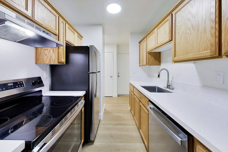 Apartment for rent at 2727 Marina Blvd #216, San Leandro, CA 94577