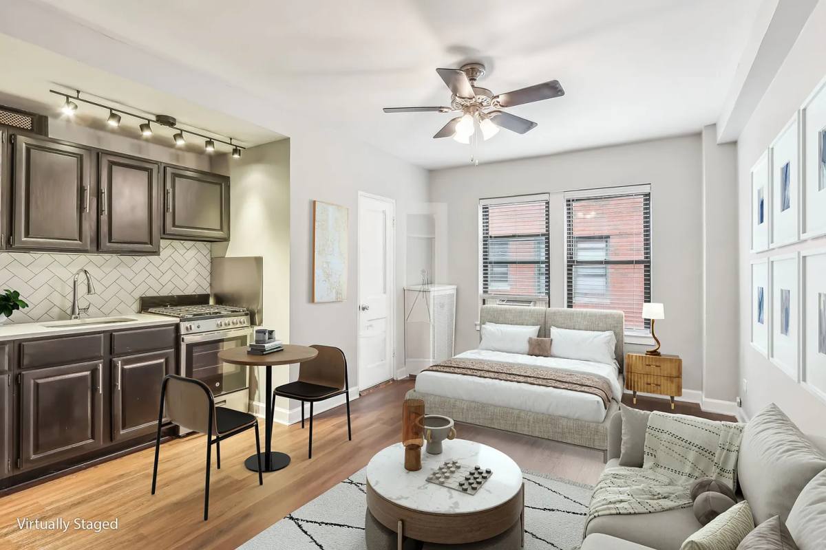 Apartment for rent at 1140 N Lasalle St, Chicago, IL 60602