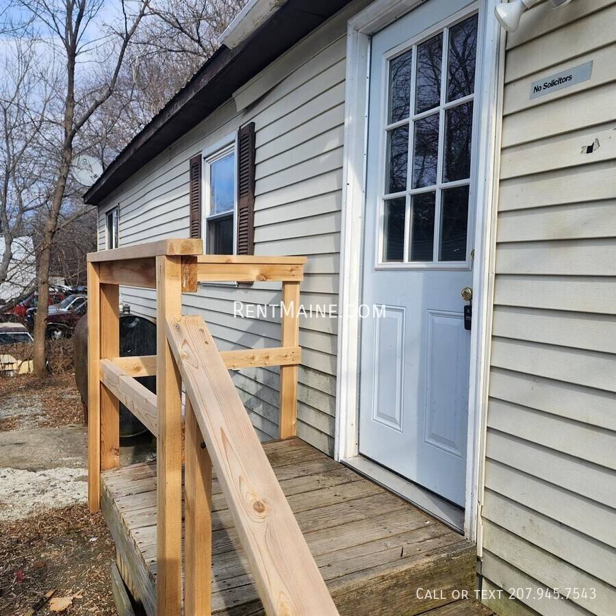 Apartment for rent at 681 Main Rd N #4, Hampden, ME 04444