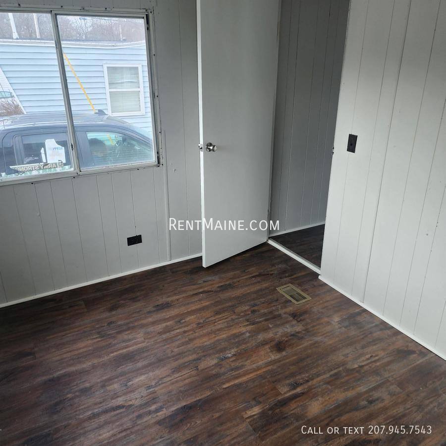 Apartment for rent at 681 Main Rd N #4, Hampden, ME 04444