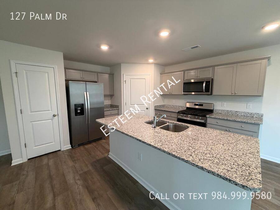 House for rent at 127 Palm Dr, Sanford, NC 27332