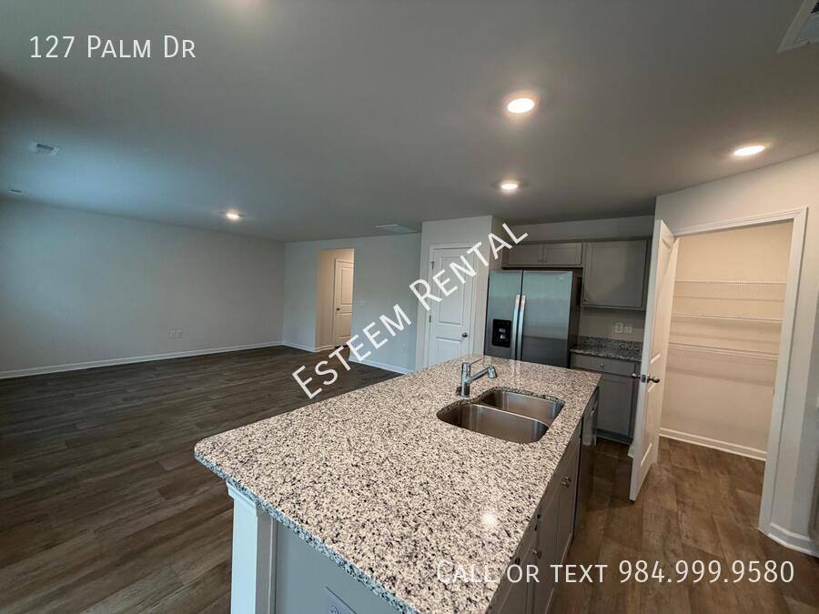 House for rent at 127 Palm Dr, Sanford, NC 27332