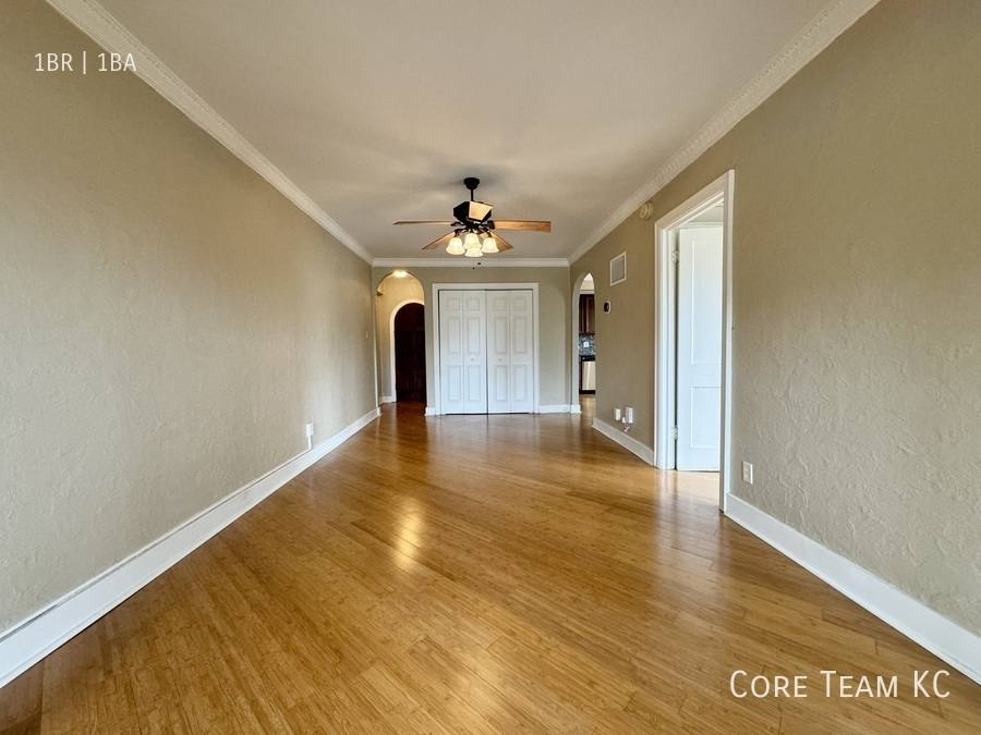 Condo for rent at 4804 Jefferson St #301, Kansas City, MO 64112