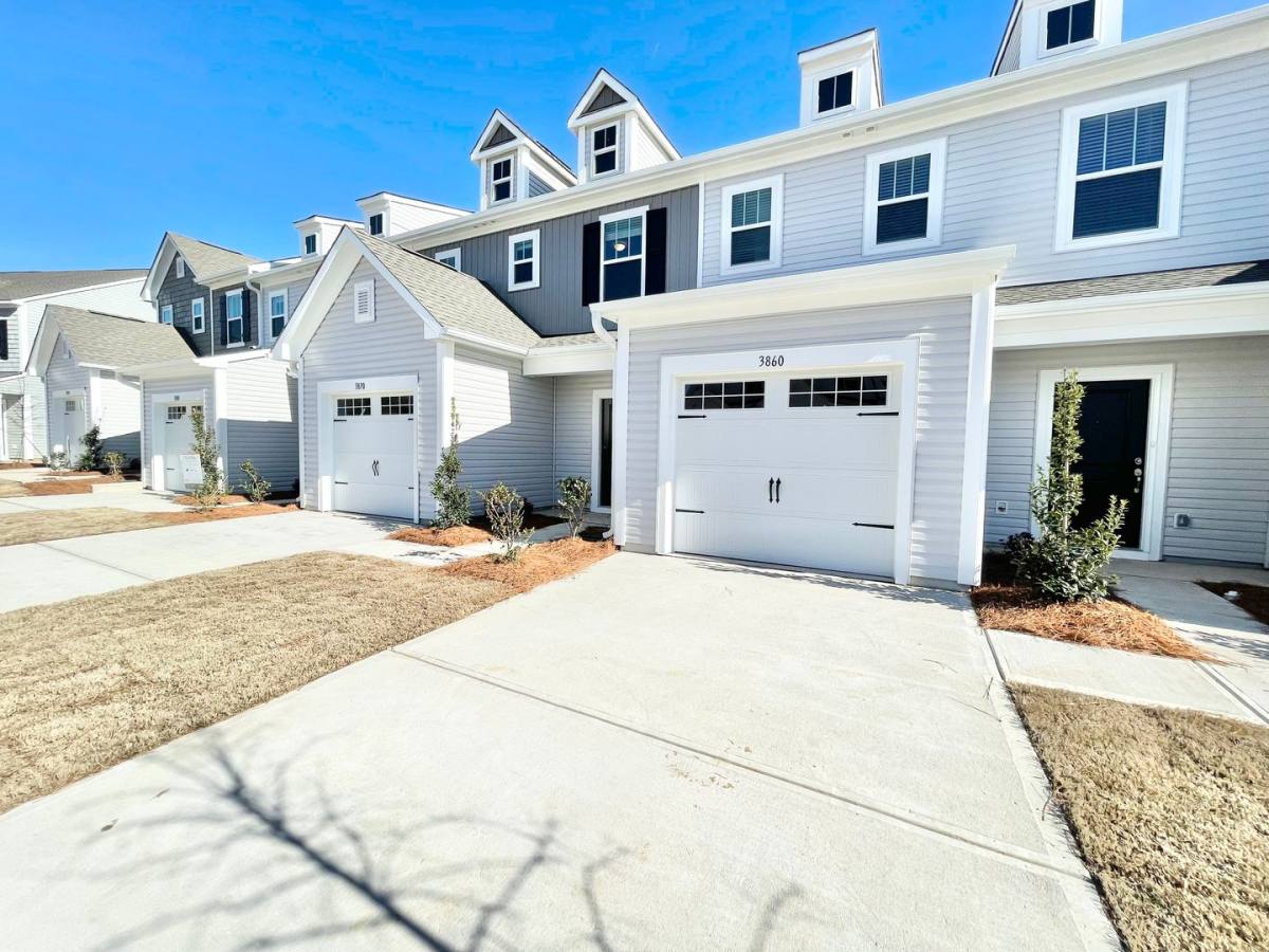 Townhouse for rent at 1570 Prickly Pear Dr, Kannapolis, NC 28083