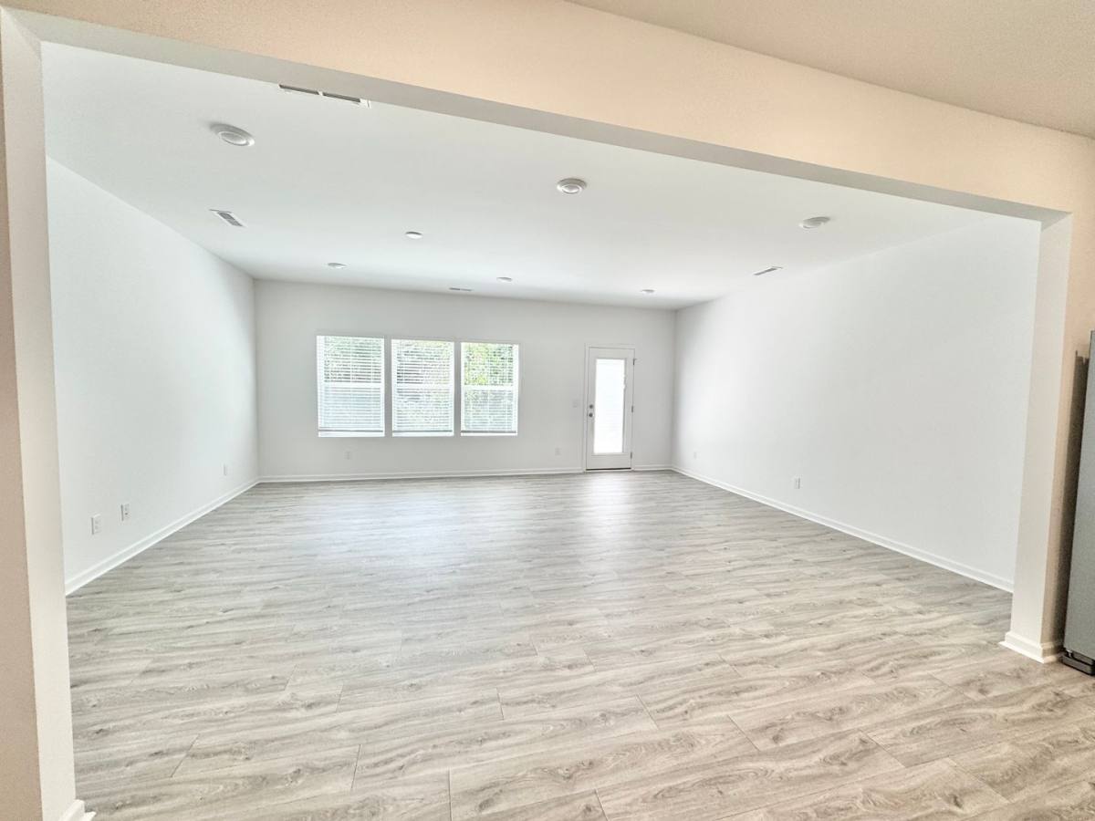 Townhouse for rent at 1570 Prickly Pear Dr, Kannapolis, NC 28083