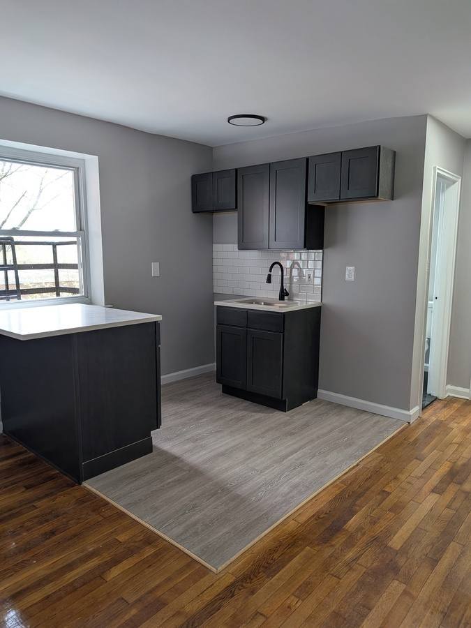 Apartment for rent at 1282 Clinton Ave, Irvington, NJ 07111