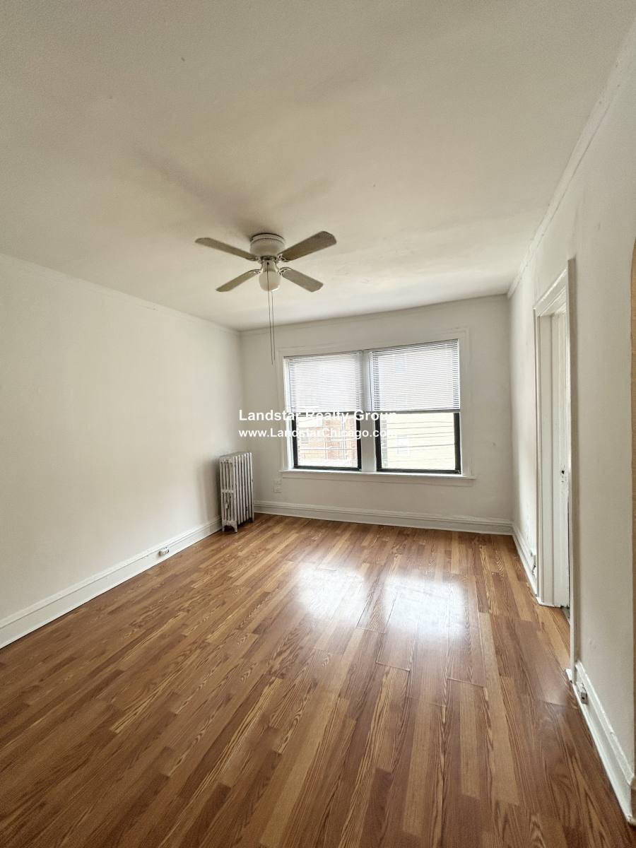 Apartment for rent at 1135 W Lunt, Chicago, IL 60626