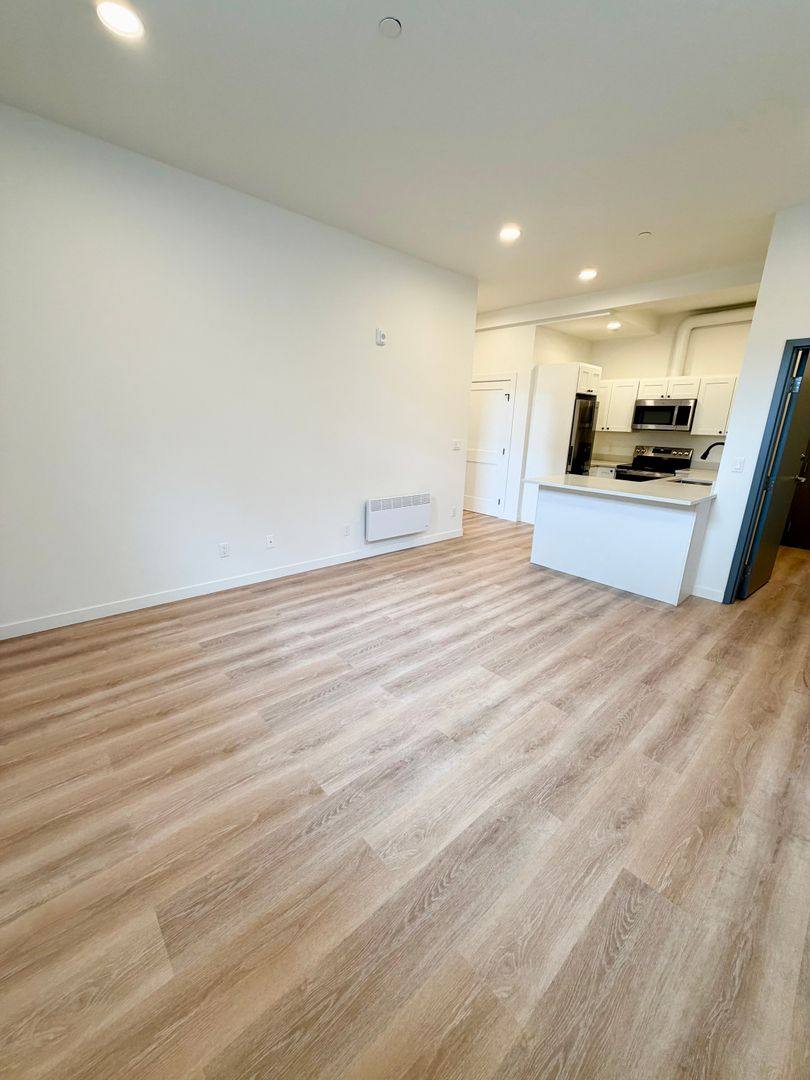 Apartment for rent at 1223 W Nickerson St, Seattle, WA 98119