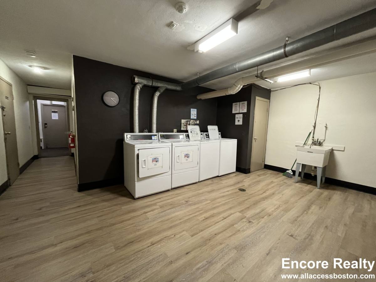 Apartment for rent at 222 Babcock St, Brookline, MA 02446