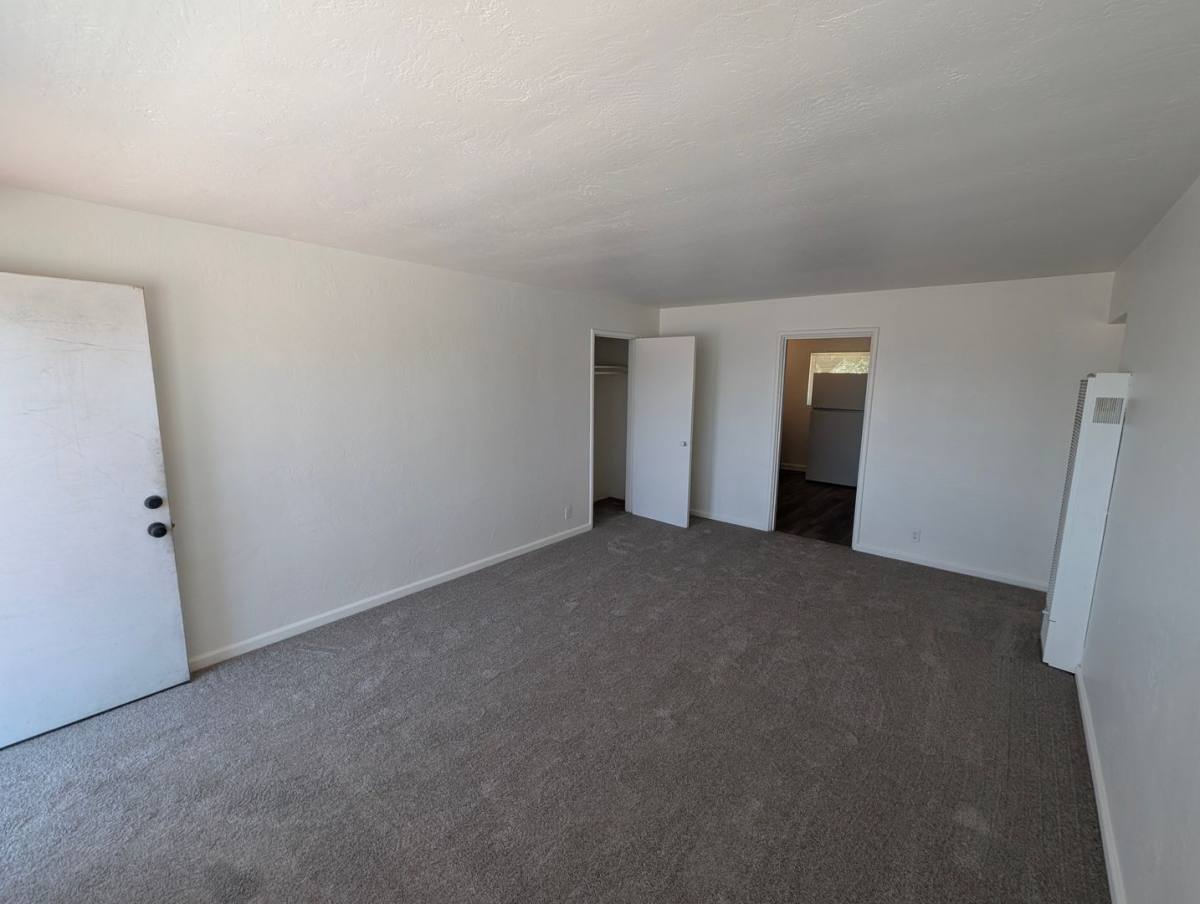 Apartment for rent at 1745 21st Ave, Oakland, CA 94606